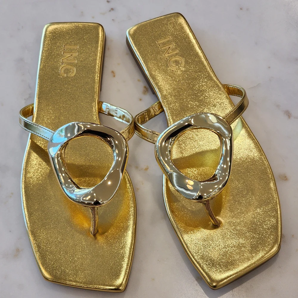 INC International Concepts Women's Yadira Open-Toe Flat Gold Sandals Size 7.5
